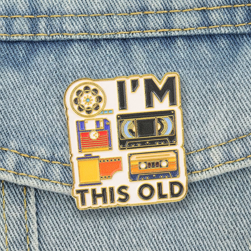 Reel Bag - I'm This Old Badge Cartoon Retro